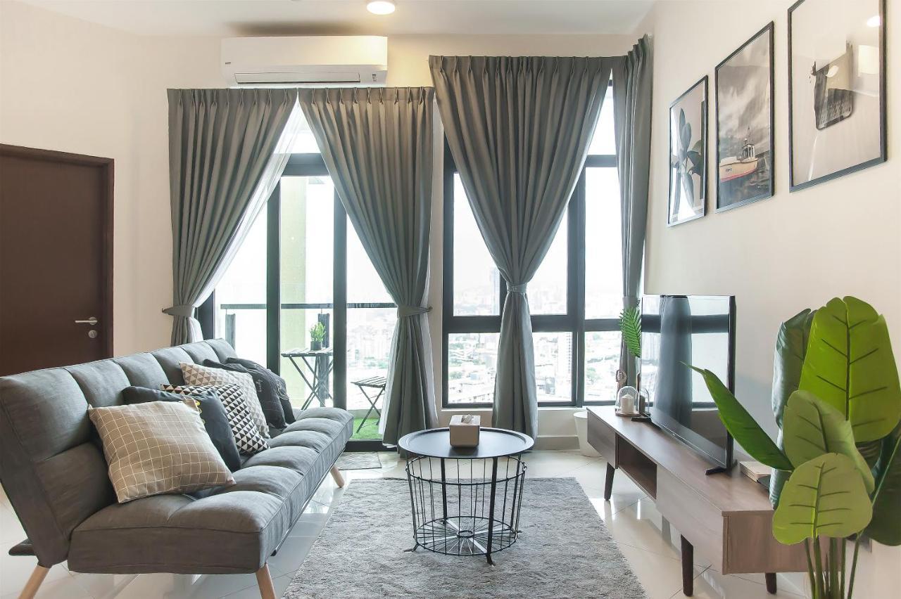 J Dupion By Wefiehome Pangsapuri