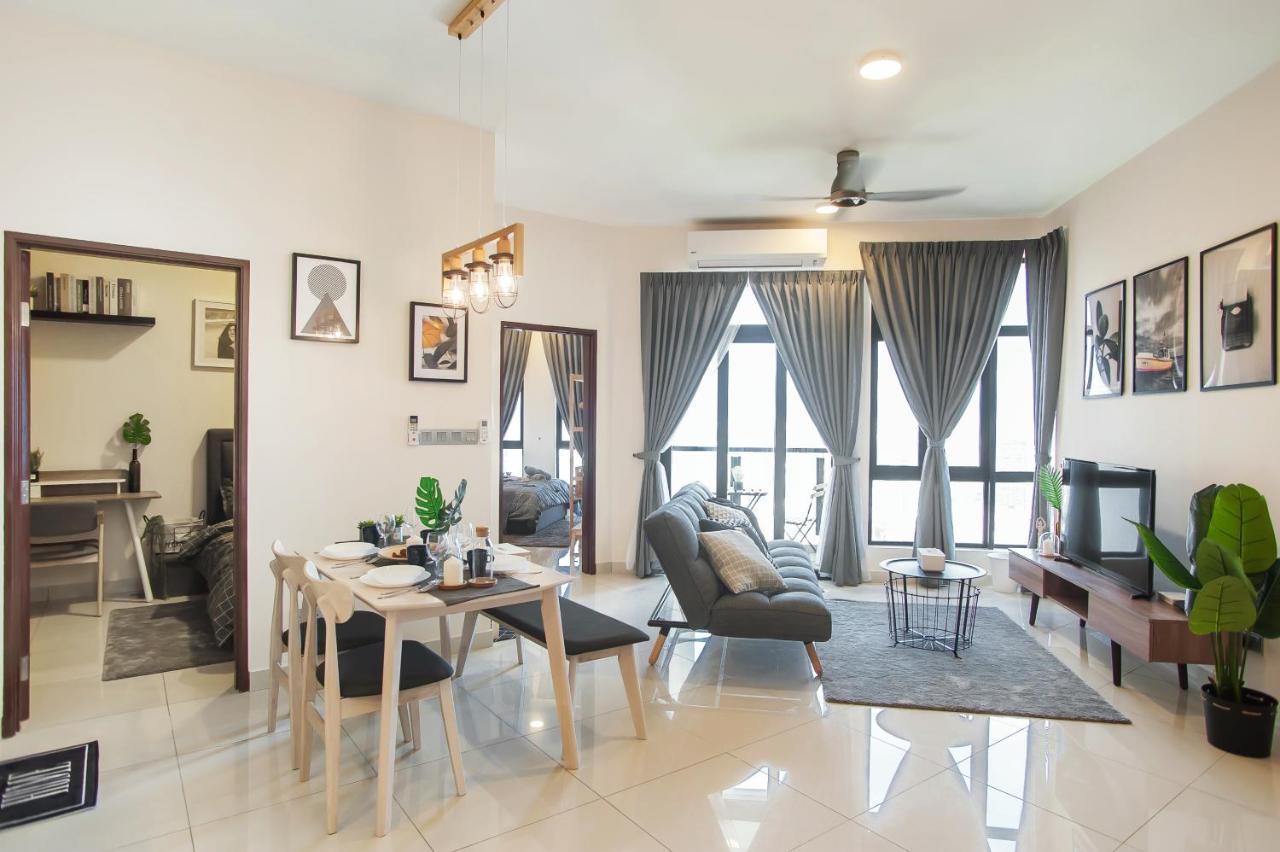 J Dupion By Wefiehome Kuala Lumpur